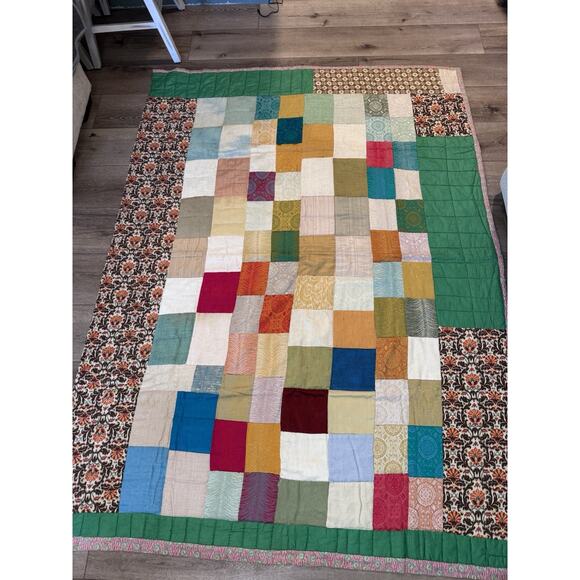 Handmade Quilt Approx 60”x 83” - Picture 2 of 16